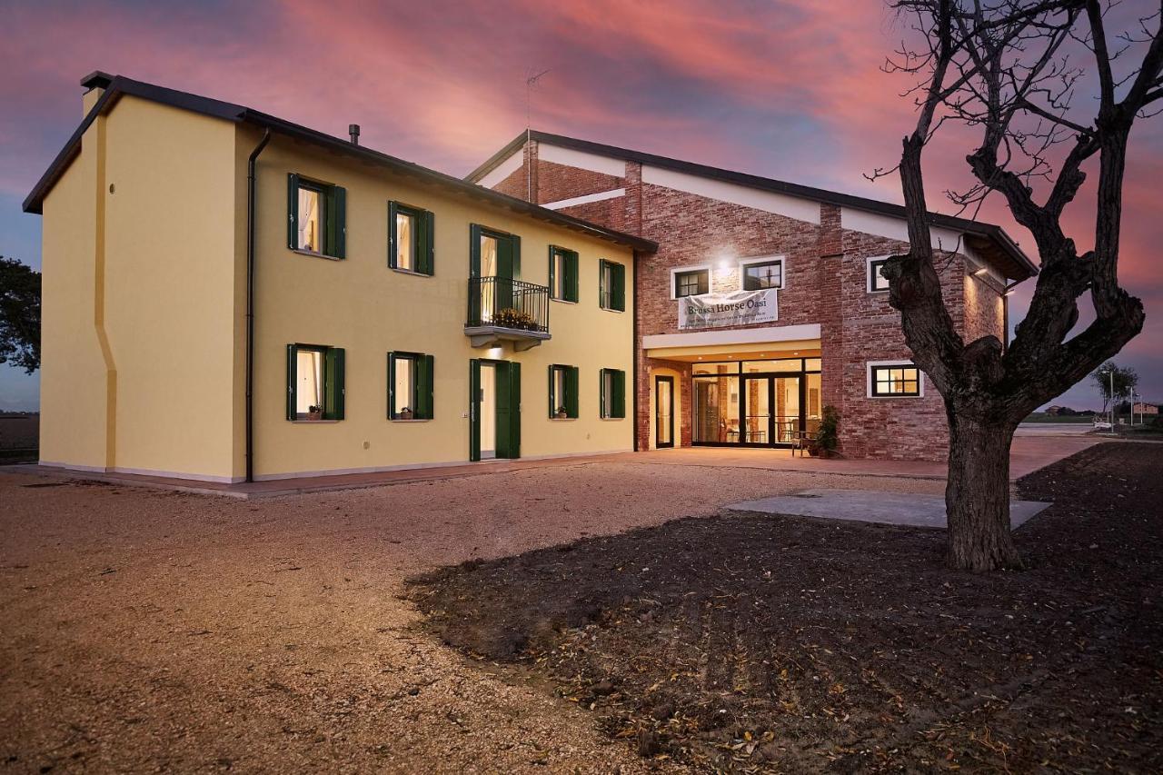 Brussa Horse Oasi Villa Caorle Exterior photo